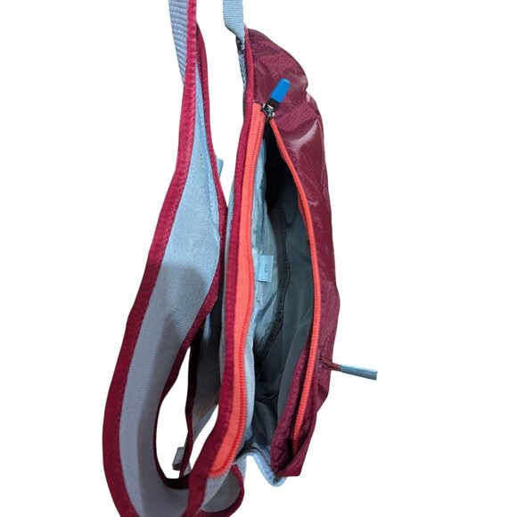 CamelBak Octane Dart Hydration Pack 50 oz  w/ Bottle & Reservoir Cleaning Tabs - Picture 5 of 8